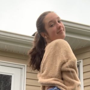 Meet your Posher, Shelby